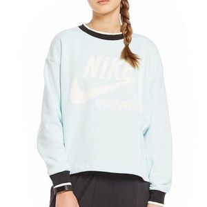 NWT Nike Long Sleeve Crew